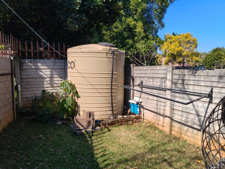 3 Bedroom Property for Sale in Safari Gardens North West